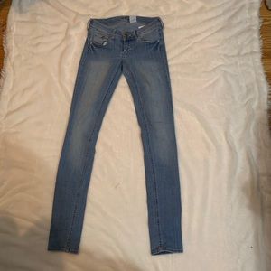 H&M Super Skinny Super Low Waist Jean